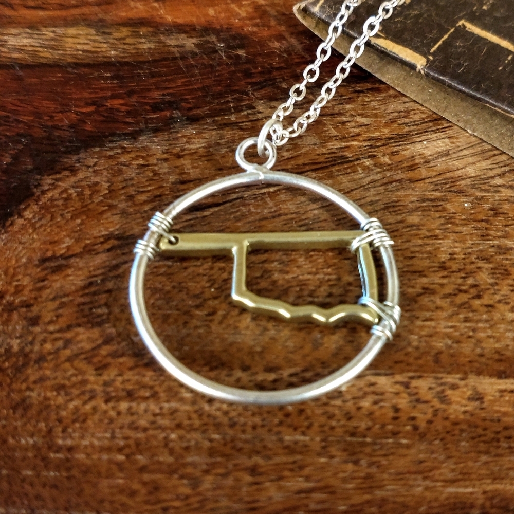 NWT Blufoundry Oklahoma Necklace